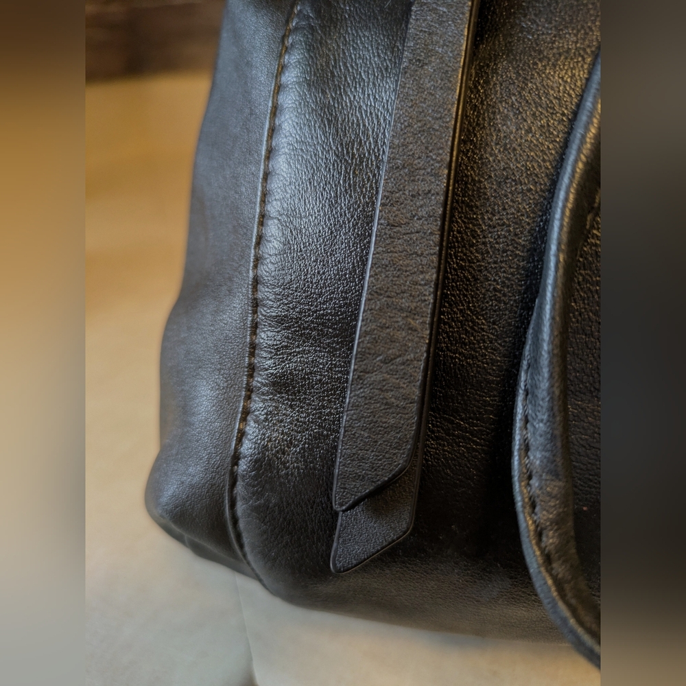 Coach 25661 Daisy Gorgeous Black Drawstring Soft Leather Shoulder Bag - Picture 7 of 15